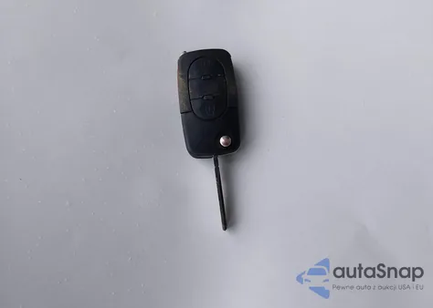 2000 Volkswagen Golf Gls z USA, uszkodzony, nr VIN WVWGA21JXYW662370